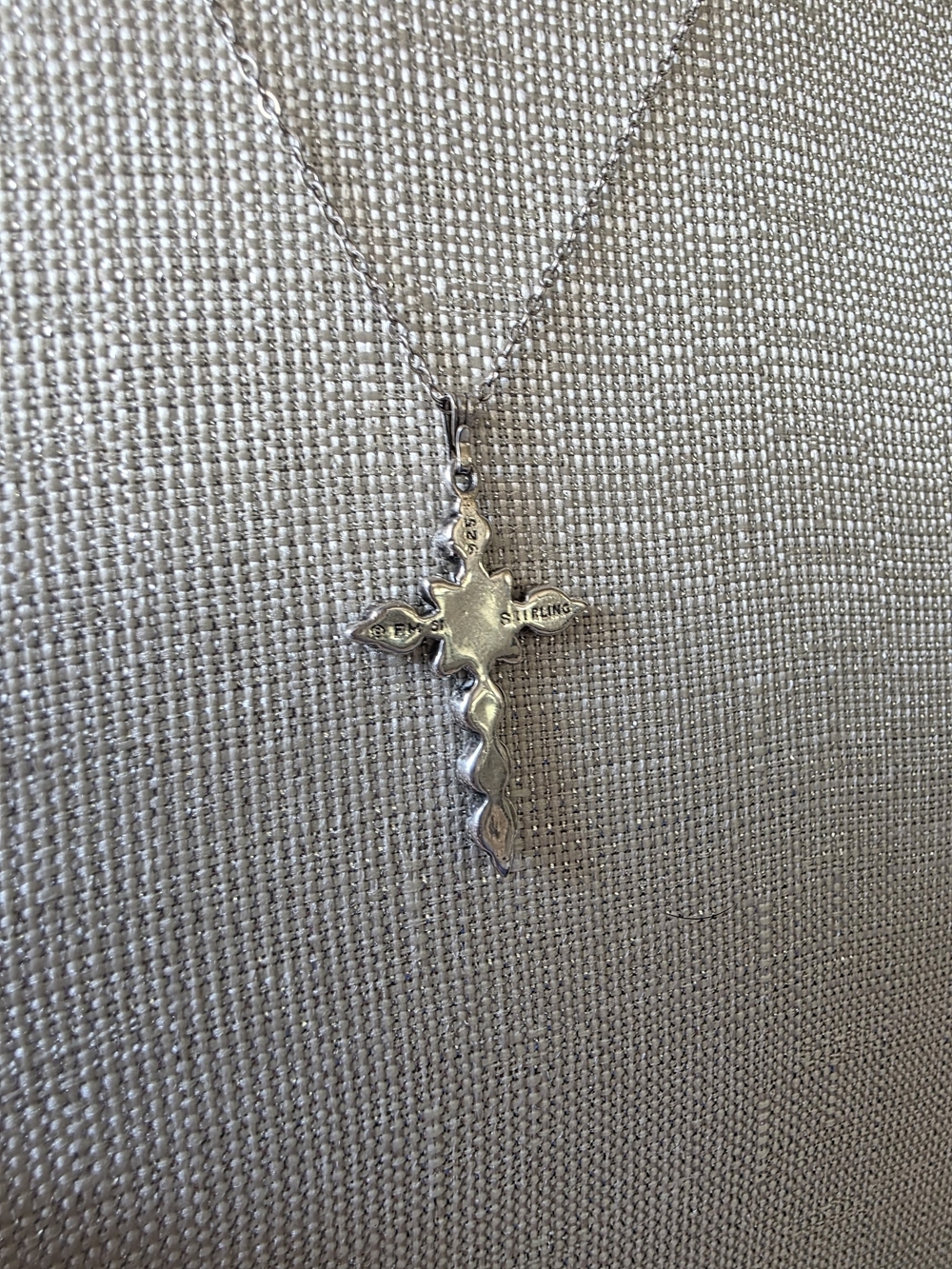 Vintage .925 Sterling Silver Textured Cross Pendant Necklace, 19" Oxidized Detai - Picture 7 of 10